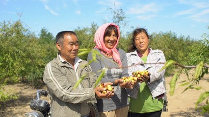 張智霖、李承鉉高位成團,良品鋪子致敬披荊斬棘的你